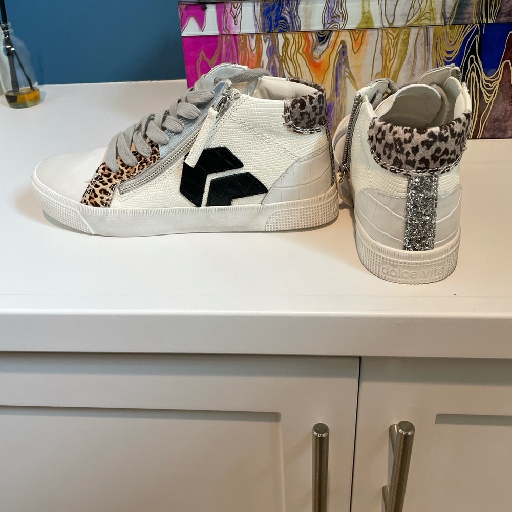 Brand New Doce Vita Hi-Tops